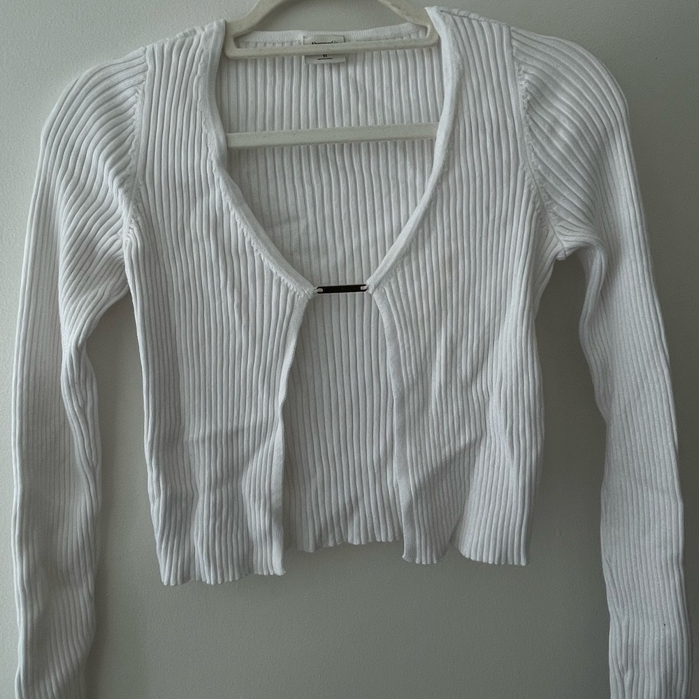 Abercrombie & Fitch White Ribbed sweater